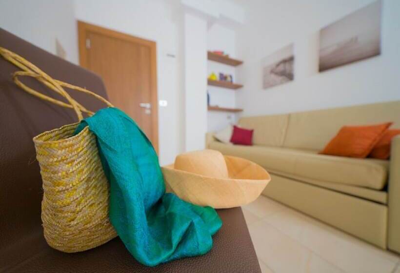 סוויטה נוף לים, Mediterraneo Hotel & Suites