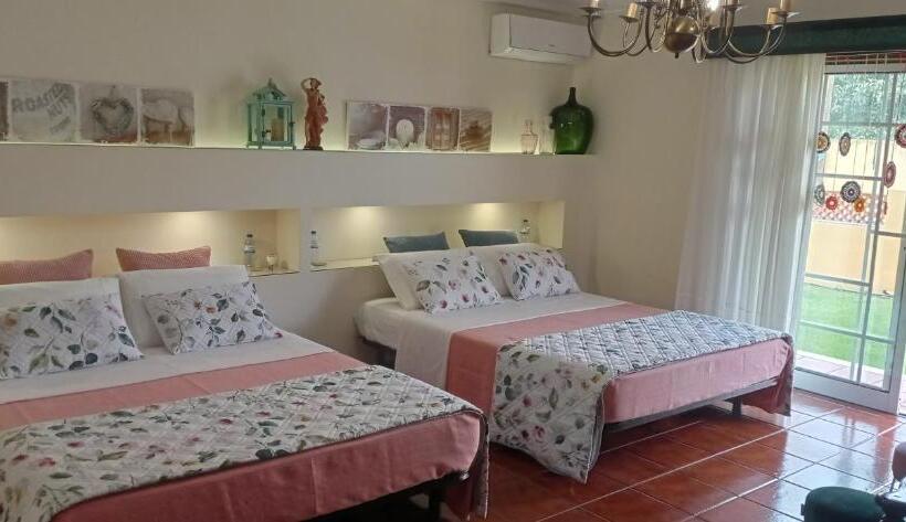 اتاق خانوادگی, A Casa Da Ti Laura   Al