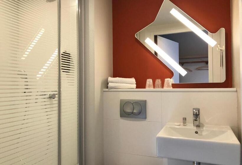Номер Стандарт Трехместный, Ibis Budget Reims Parc Des Expositions