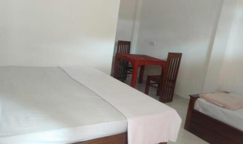 اتاق راحتی سه تخته, Whynot Guesthouse Ella
