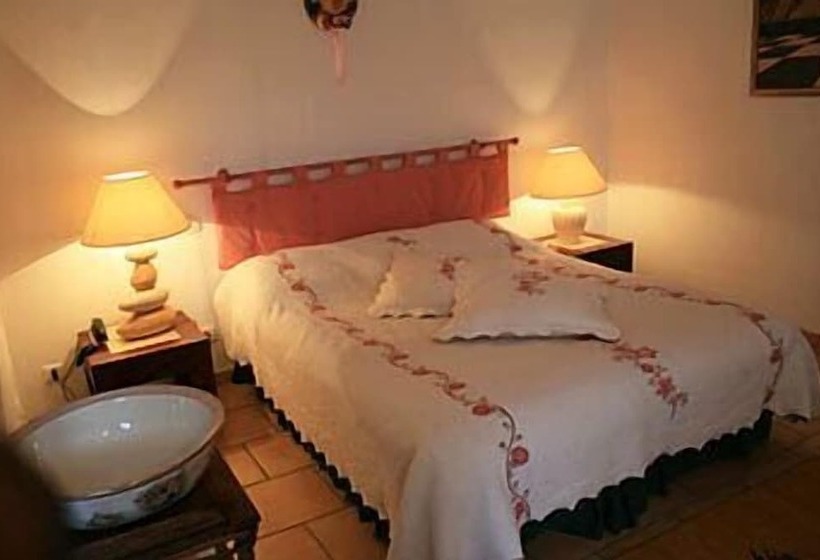 Номер Стандарт, Restaurant Le Moulin De La Camandoule