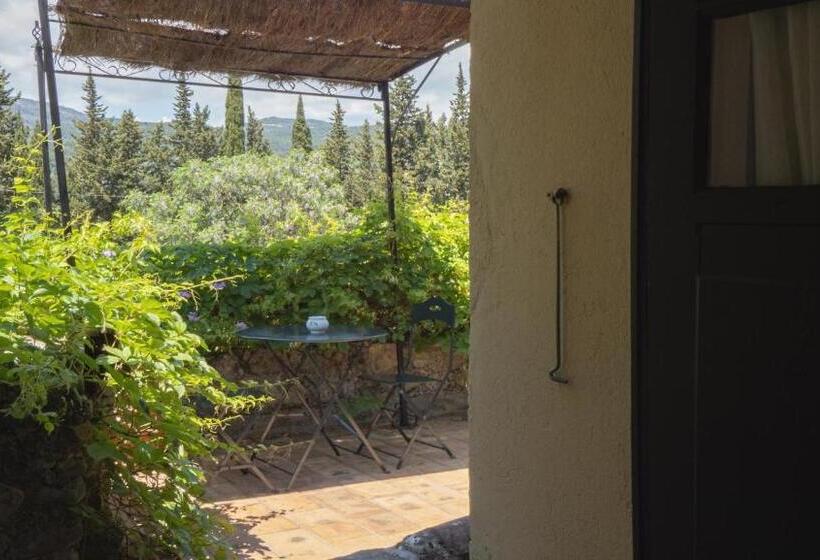 Comfort room with terrace, Restaurant Le Moulin De La Camandoule