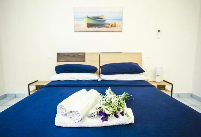 スタンダードトリプルルーム, Il Viaggiatore Gaeta Medievale B&b