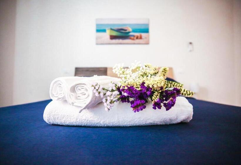 スタンダードトリプルルーム, Il Viaggiatore Gaeta Medievale B&b