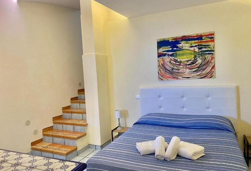 バルコニー付スイート, Il Viaggiatore Gaeta Medievale B&b
