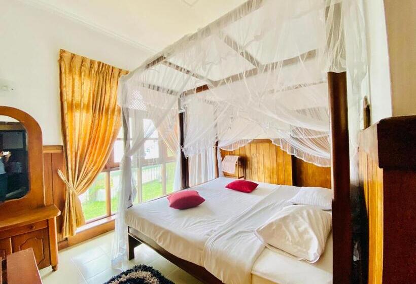 Номер Стандарт Индивидуальный, Srilak View Holiday Inn