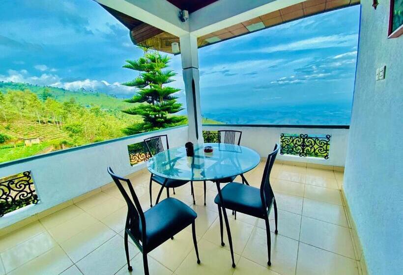 Номер Стандарт Трехместный, Srilak View Holiday Inn