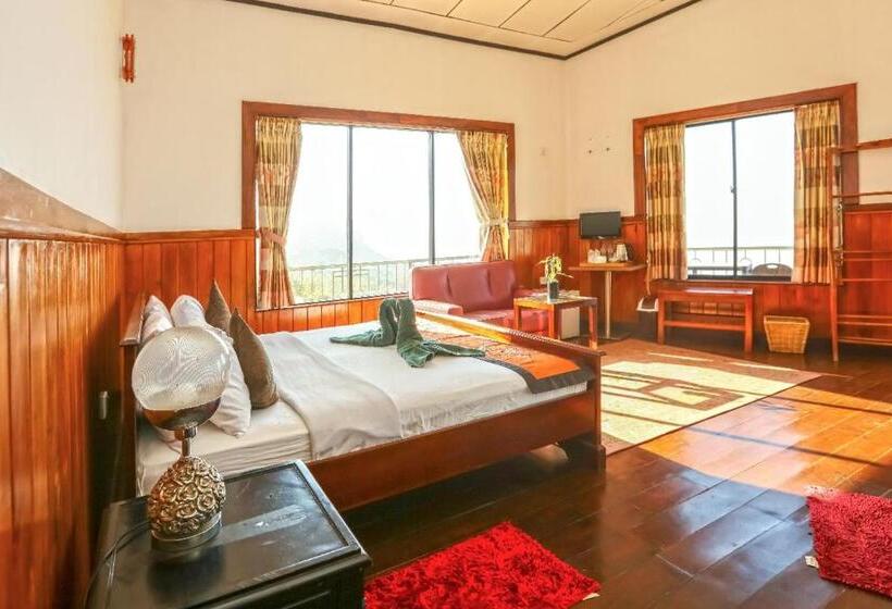 Номер Deluxe, Srilak View Holiday Inn