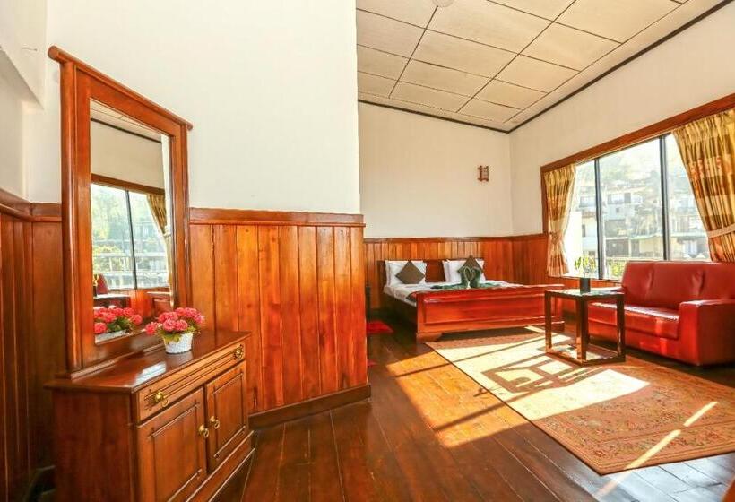 Номер Deluxe, Srilak View Holiday Inn