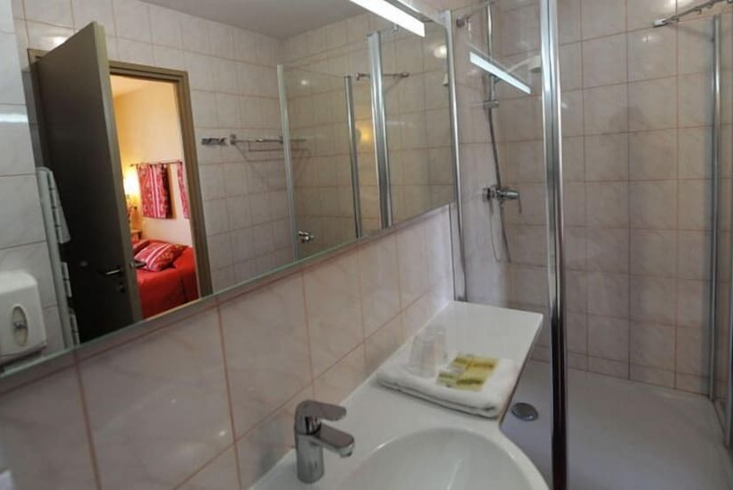 اتاق پرستیژ, Citotel Le Relais Du Bellay