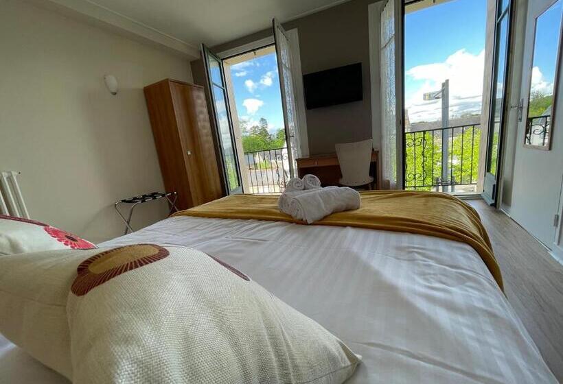 Номер Стандарт, Le Relais De La Place