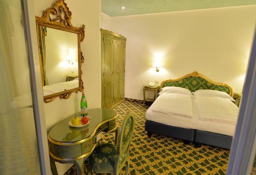 プレステージルーム, Villa Miravalle