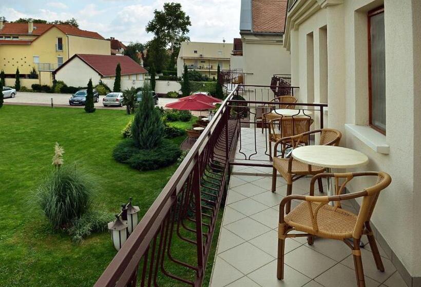 スタンダードトリプルルーム, Ametiszt Hotel Harkány