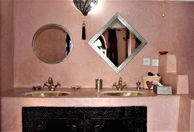 سوییت, Riad Alamine