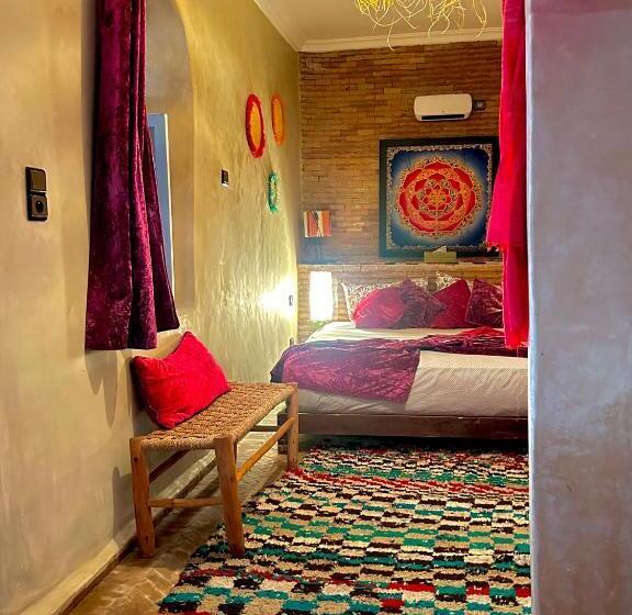 اتاق استاندارد, Riad Alamine