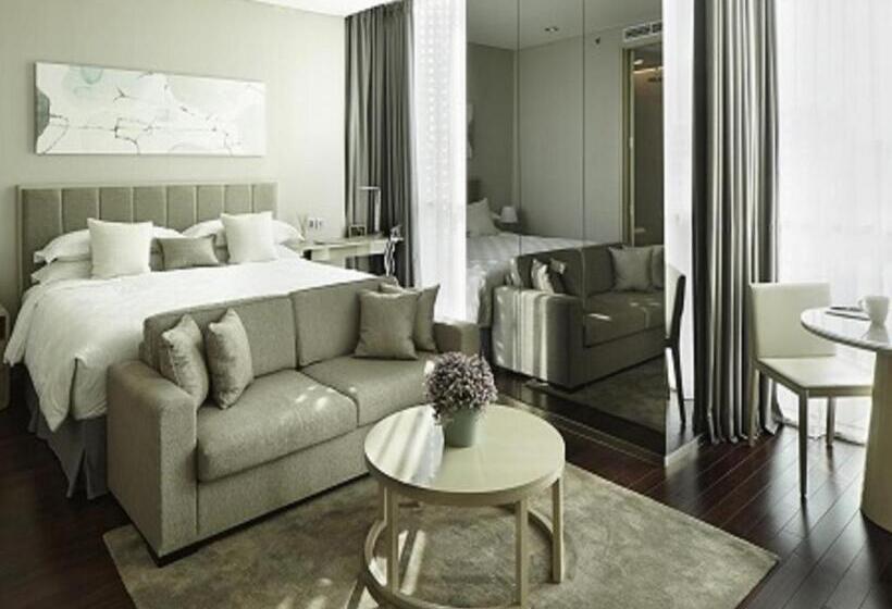 高级工作室, Fraser Residence Menteng, Jakarta