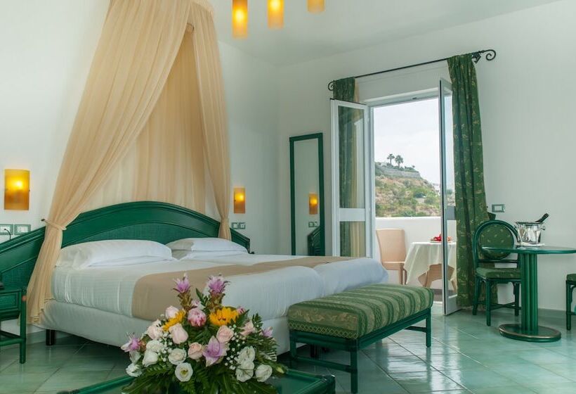 Полулюкс Вид на Море, Borgo Romantica   Resort & Spa