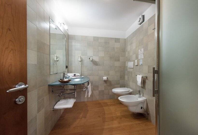 اتاق استاندارد یک نفره, Romantic Charming Hotel Rancolin