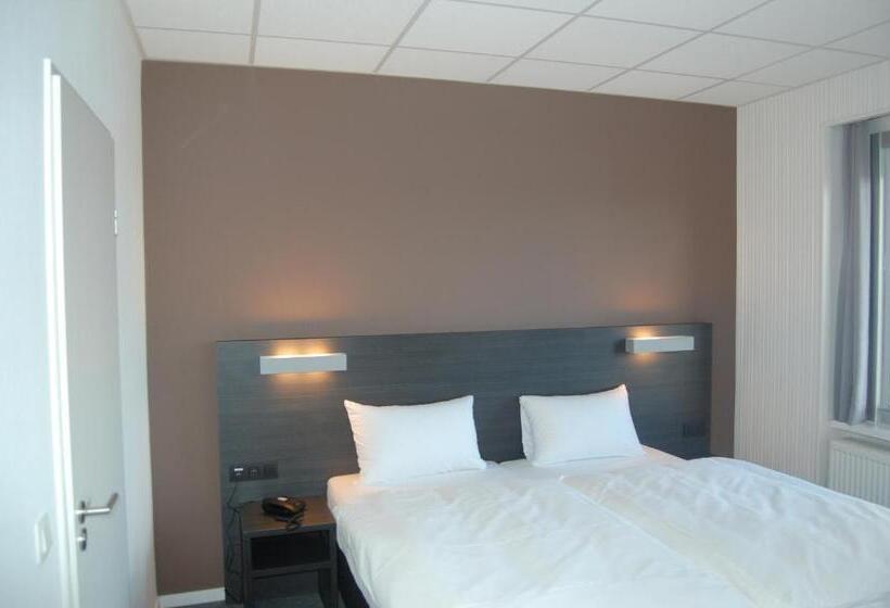 اتاق استاندارد, Antwerp Harbour