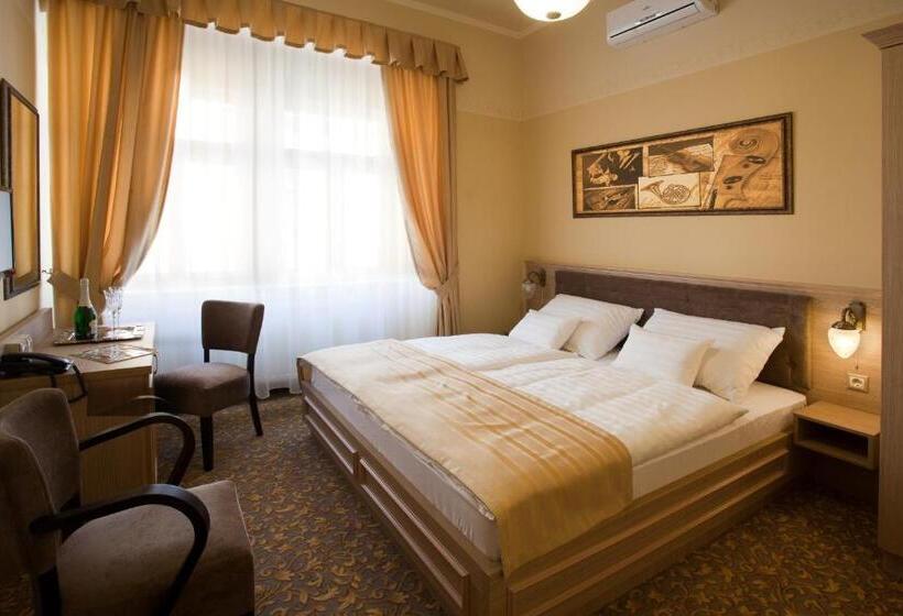 스탠다드 룸, Barokk Hotel Promenád