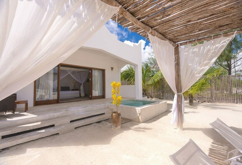 ویلا سوپریور 2 خوابه, Konokono Beach Resort And Isaraya Luxury Overwater Villas
