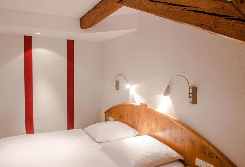 Четырехместный Номер Стандарт, Gasthof Zum Rossle