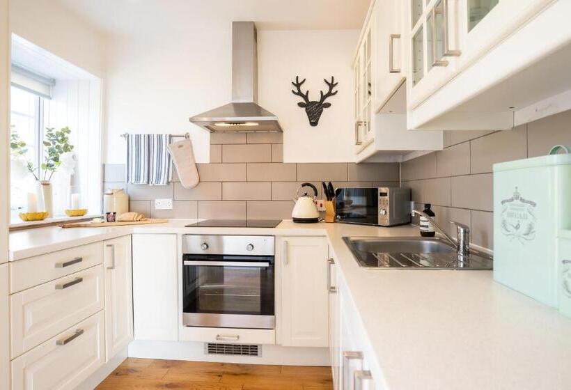 منزل غرفة نوم واحدة, Nether Glenny Farm