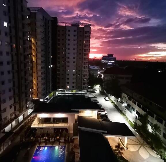 스탠다드 스튜디오 풀장 전망, Pool View Studio In Mesaverte With Free Pool & Netflix