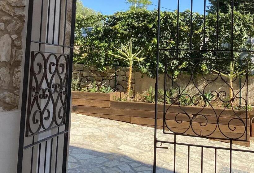 Студия Стандарт, Tenute Plaia Agriturismo