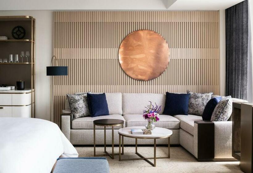 이그제큐티브 스위트, Four Seasons Hotel Minneapolis