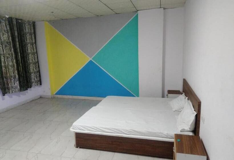 Трехместный Номер Deluxe, Oyo 87740 The Paris