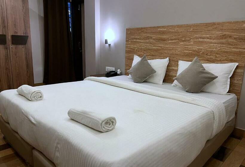 Номер Стандарт, The Phoenix Residency