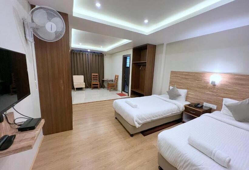 Номер Deluxe, The Phoenix Residency