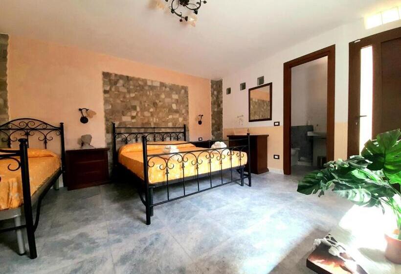 Трехместный Номер Deluxe, Parco Esmeralda   Family Residence E Breakfast