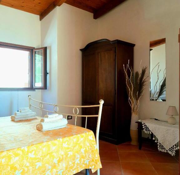 Superior Triple Room, Parco Esmeralda   Family Residence E Breakfast