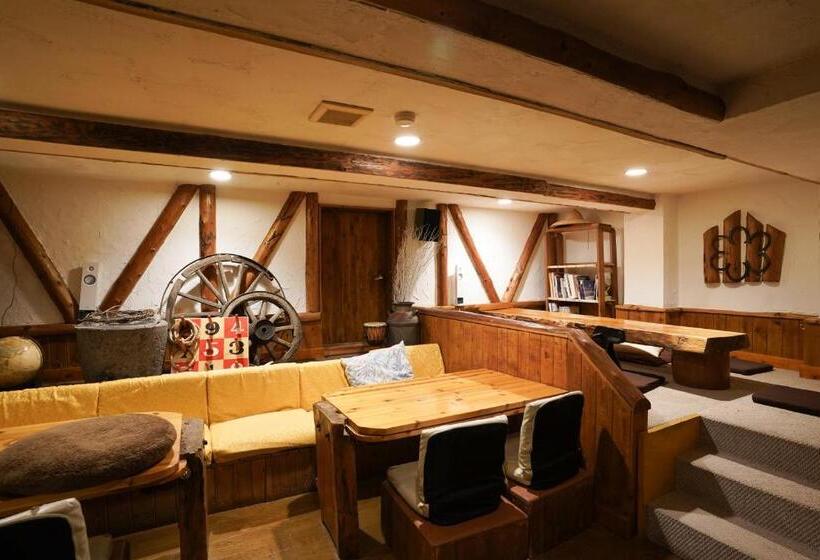 Семейный Номер, Country Inn Milky House