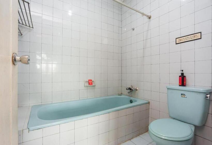 Люкс, Reddoorz @ Jalan Jendral Sudirman Jambi 2