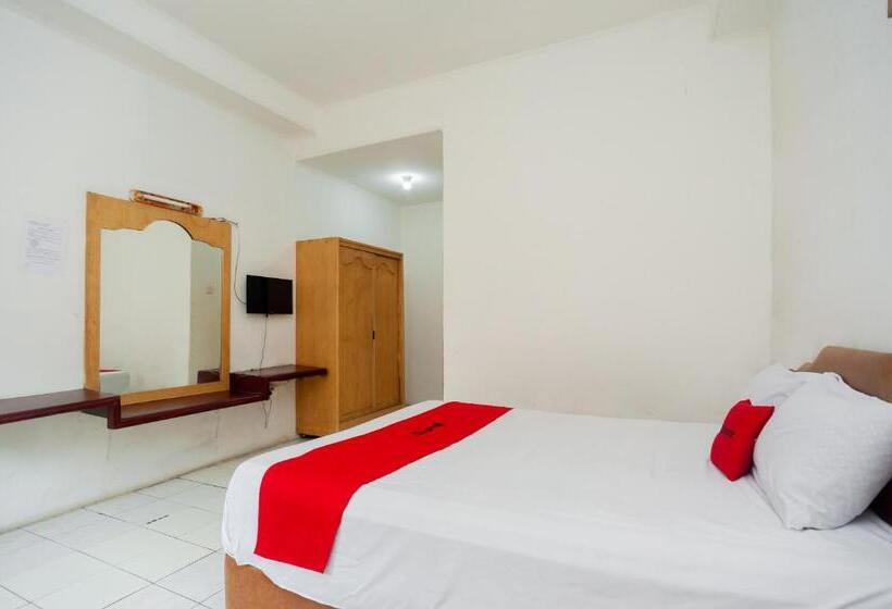 Номер Economy, Reddoorz @ Jalan Jendral Sudirman Jambi 2