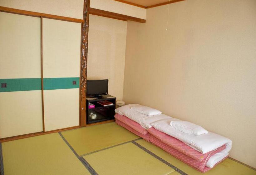 Номер Стандарт Совместная Ванная, City Pension Tommy Rich Inn Kyoto