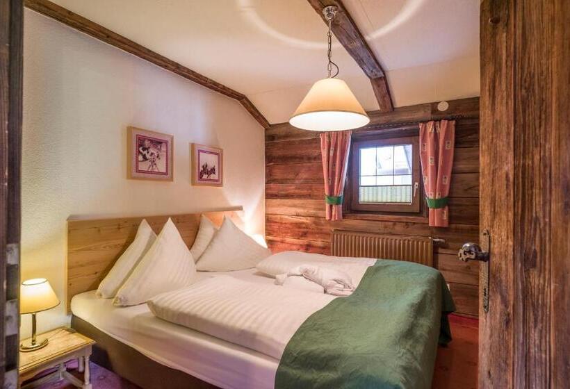 シャレー1寝室, Alpin Family Resort Seetal