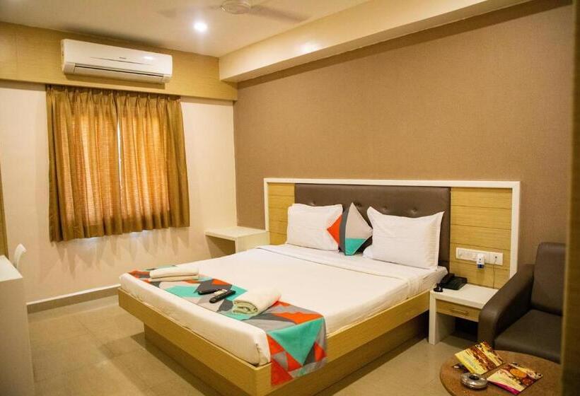 Номер Стандарт, Arunaachalaa Resiidency