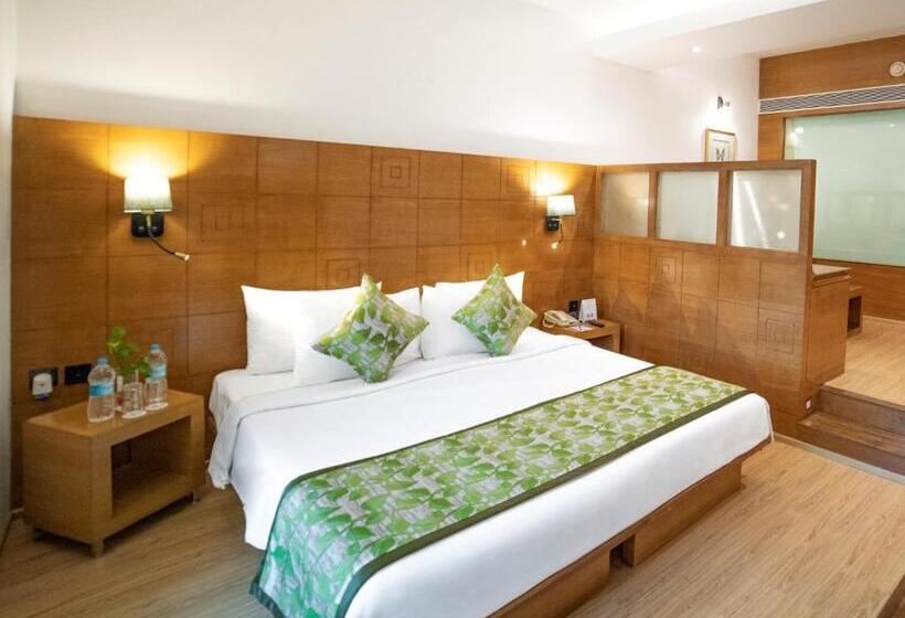 اتاق کلاب, The Orchid Hotel Pune Hinjewadi