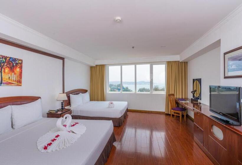 اتاق خانوادگی با چشم‌انداز دریا, Ttc Hotel Phan Thiet