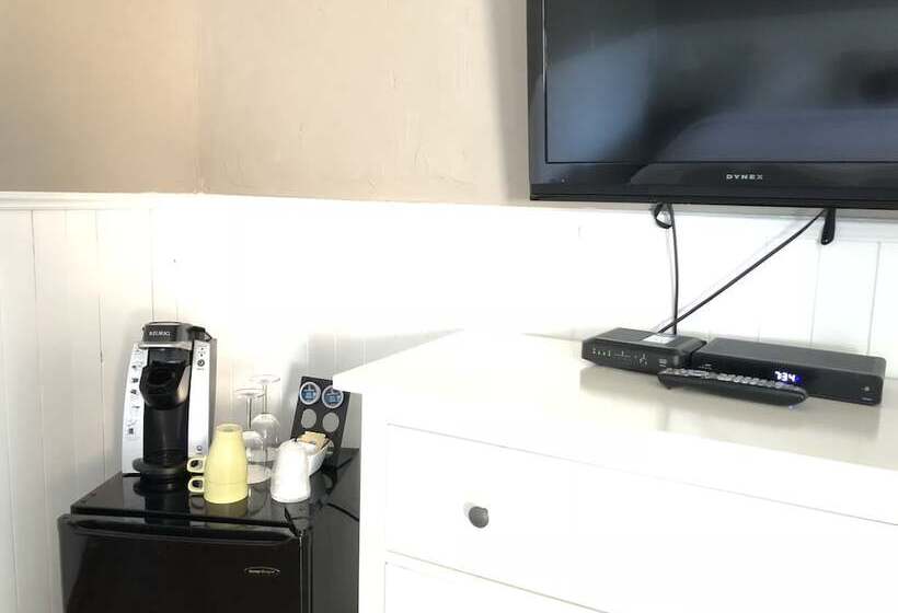 Номер Стандарт, Piccadilly Motel