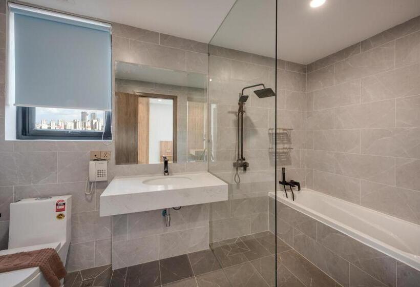 Апартаменты 2 Спальни с Балконом, Amata Residence