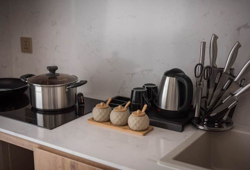 Студио Стандарт с Балконом, Amata Residence