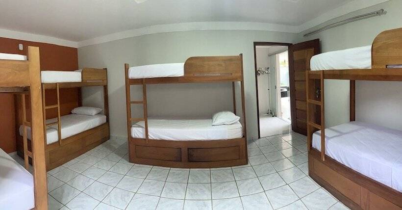Кровать в Общей Комнате, Rio Claro Comfort Hostel E Suites