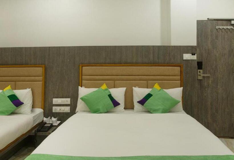 Номер Стандарт, Treebo Urban, 1 Km From Railway Station