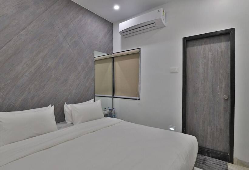 Номер Стандарт, Treebo Urban, 1 Km From Railway Station