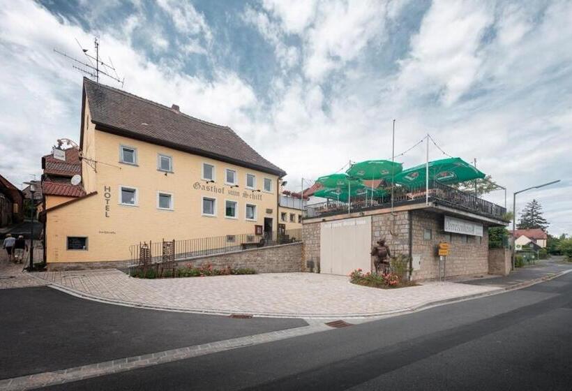 Номер Стандарт, Gasthof Zum Schiff